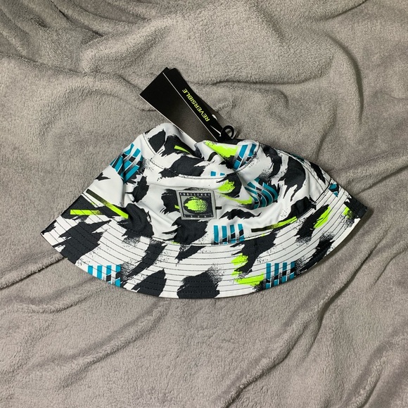 Nike Tennis Challenge Court Reversible 